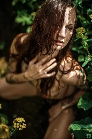 Nomi, profile photo 3 of 5